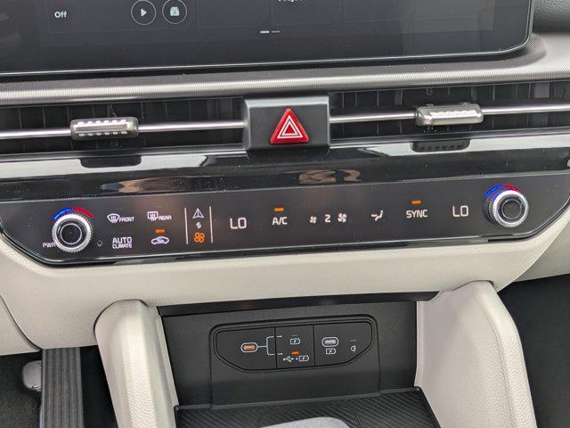 Photo of 2026 Ebony Black Kia Sportage