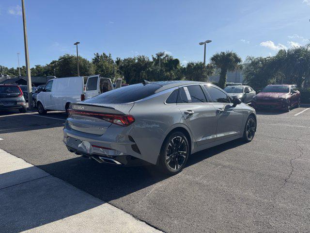Photo of 2023 Wolf Gray Kia K5