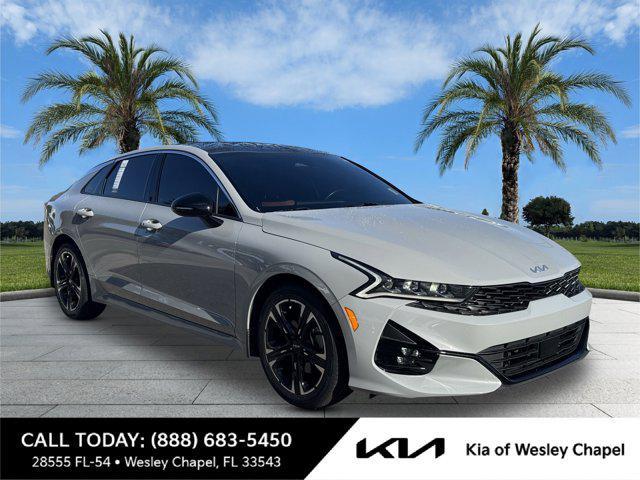 Photo of 2023 Wolf Gray Kia K5