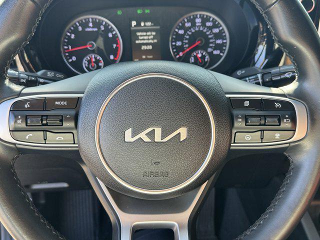 Photo of 2023 Wolf Gray Kia K5