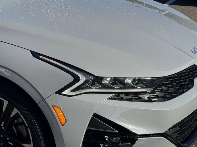 Photo of 2023 Wolf Gray Kia K5