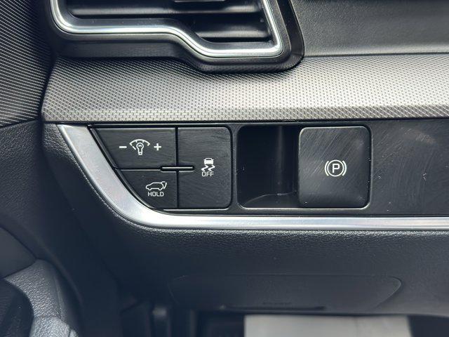 Photo of 2025 Dawning Red Kia Sportage