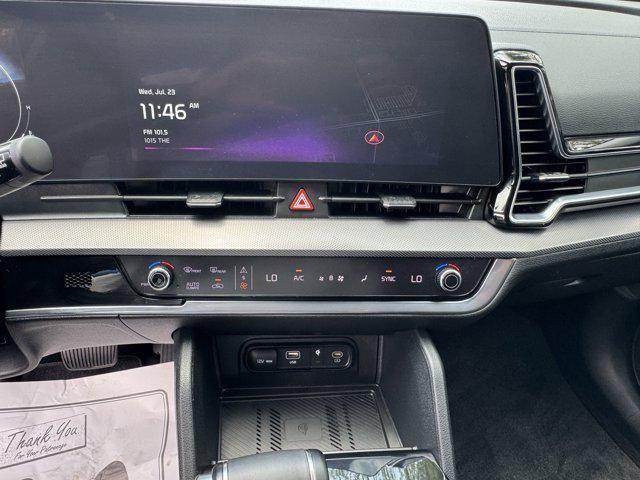 Photo of 2025 Dawning Red Kia Sportage