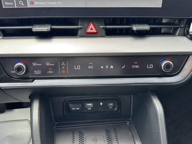 Photo of 2025 Dawning Red Kia Sportage