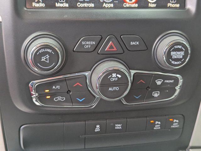 Photo of 2017 Bright White Clearcoat RAM 1500