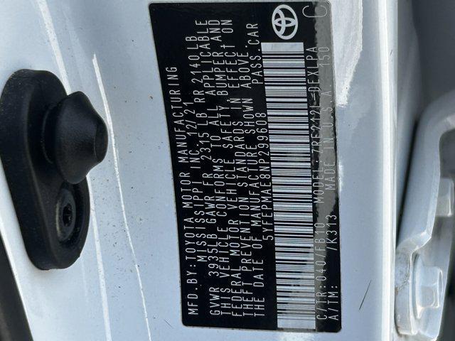 Photo of 2022 White Toyota Corolla