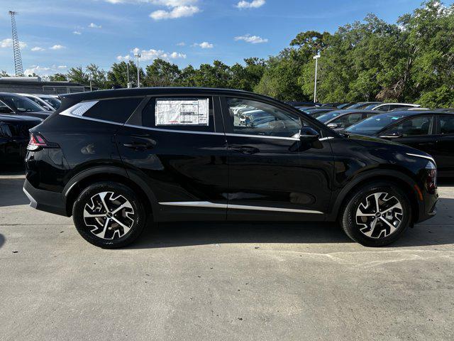 Photo of 2025 Ebony Black Kia Sportage