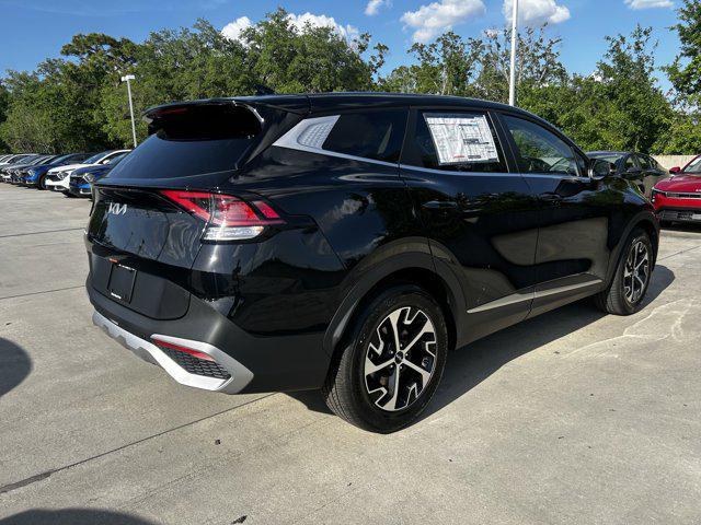 Photo of 2025 Ebony Black Kia Sportage