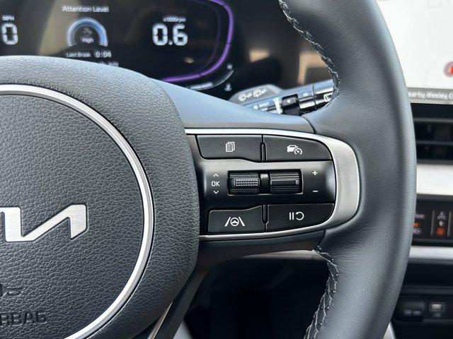 Photo of 2025 Ebony Black Kia Sportage