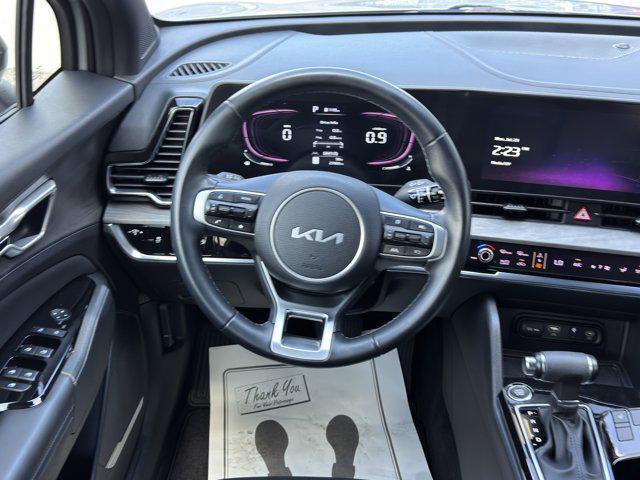 Photo of 2023 Wolf Gray Kia Sportage