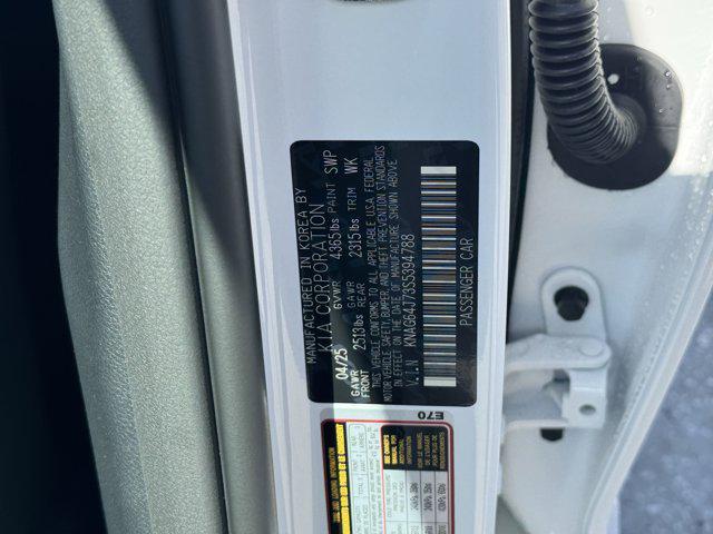 Photo of 2025 Snow White Pearl Kia K5