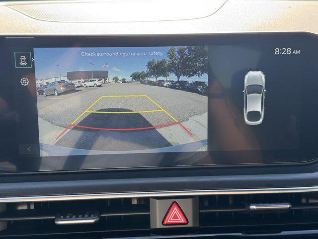 Photo of 2025 Snow White Pearl Kia K5