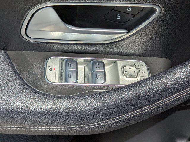Photo of 2021 Obsidian Black Metallic Mercedes-Benz GLE 350