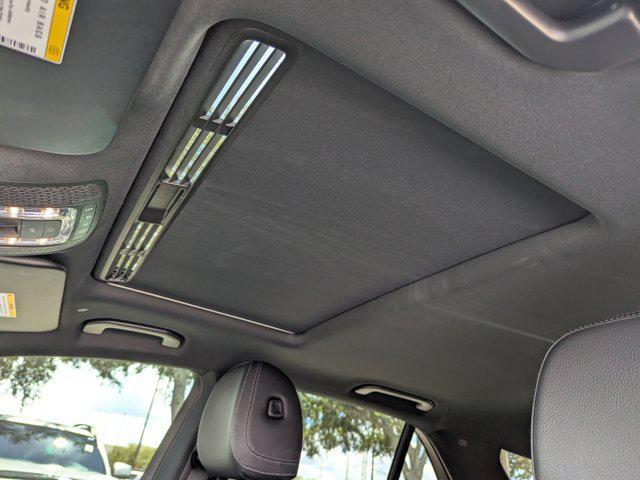 Photo of 2021 Obsidian Black Metallic Mercedes-Benz GLE 350