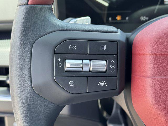 Photo of 2025 White Pearl Kia K4