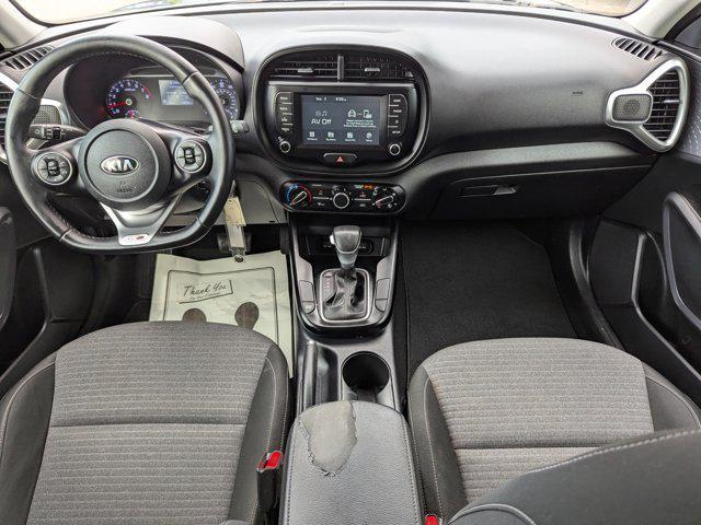 Photo of 2021 Gravity Gray Kia Soul