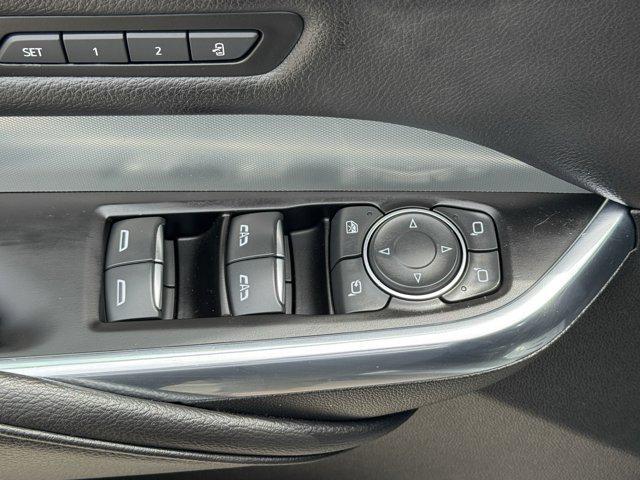 Photo of 2023 Argent Silver Metallic Cadillac XT4