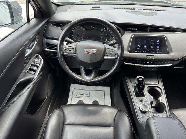 Photo of 2023 Argent Silver Metallic Cadillac XT4
