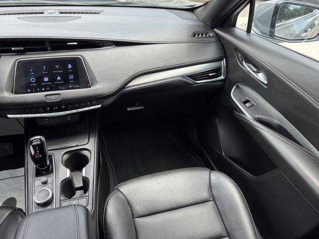 Photo of 2023 Argent Silver Metallic Cadillac XT4