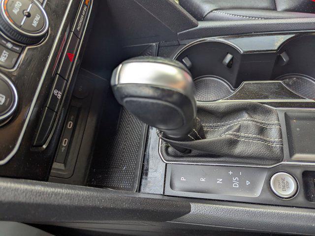 Photo of 2022 Pyrite Silver Metallic Volkswagen Atlas