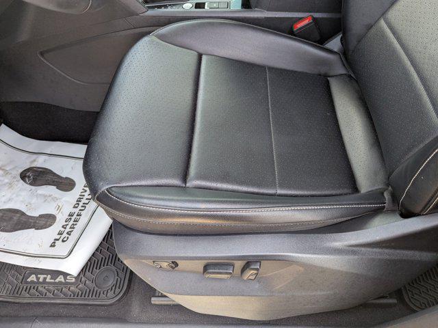 Photo of 2022 Pyrite Silver Metallic Volkswagen Atlas