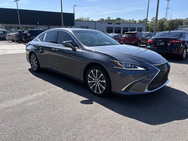 Photo of 2021 Charcoal Lexus ES 350