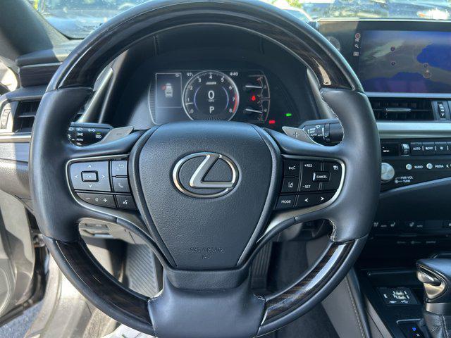 Photo of 2021 Charcoal Lexus ES 350