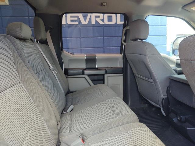 Photo of 2019 Oxford White Ford F-250