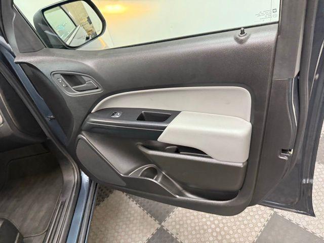 Photo of 2019 Shadow Gray Metallic Chevrolet Colorado
