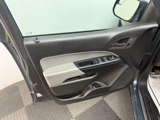 Photo of 2019 Shadow Gray Metallic Chevrolet Colorado