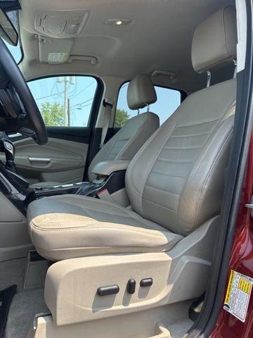 Photo of 2014 Ruby Red Tinted Clearcoat Ford Escape