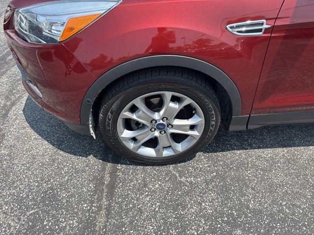 Photo of 2014 Ruby Red Tinted Clearcoat Ford Escape