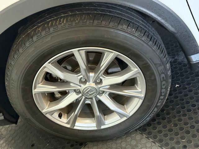 Photo of 2024 Platinum White Pearl Honda CR-V