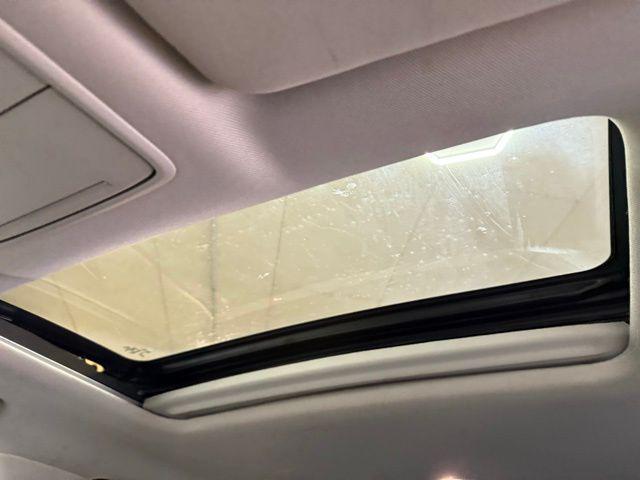 Photo of 2024 Platinum White Pearl Honda CR-V