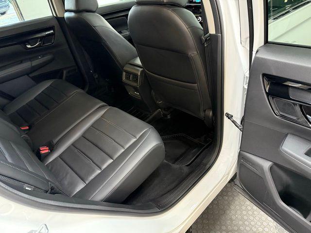 Photo of 2024 Platinum White Pearl Honda CR-V