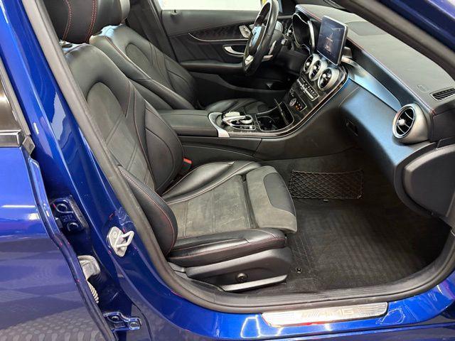 Photo of 2018 Brilliant Blue Metallic Mercedes-Benz AMG C 43