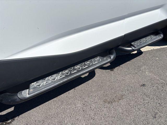 Photo of 2023 Atlas White Hyundai SANTA CRUZ