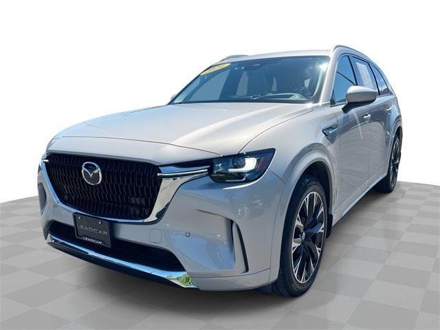 Photo of 2024 Platinum Quartz Metallic Mazda CX-90