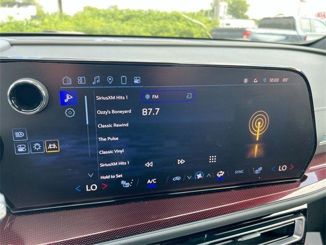 Photo of 2024 Mosaic Black Metallic Chevrolet Traverse