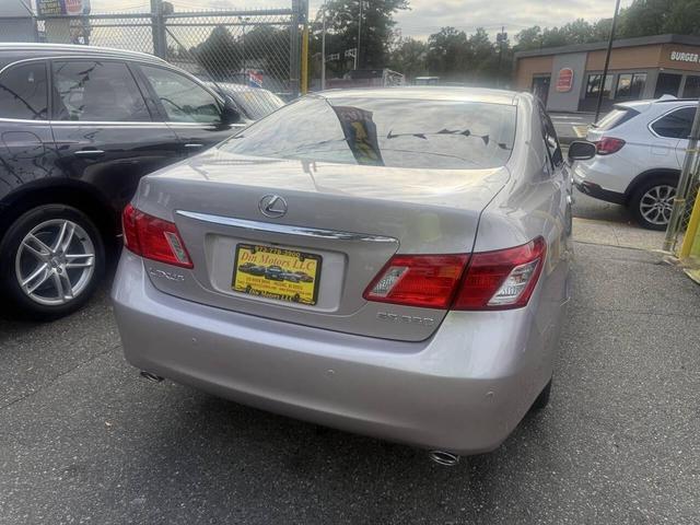 Photo of 2008 Cream Lexus ES 350