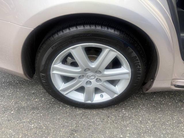 Photo of 2008 Cream Lexus ES 350