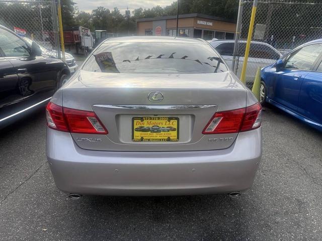Photo of 2008 Cream Lexus ES 350