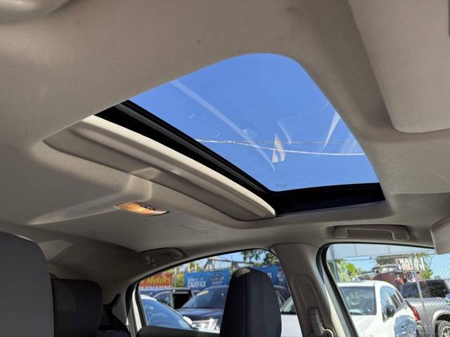 Photo of 2019 Off White Honda HR-V