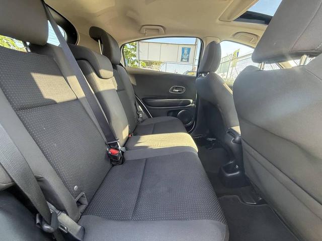 Photo of 2019 Off White Honda HR-V