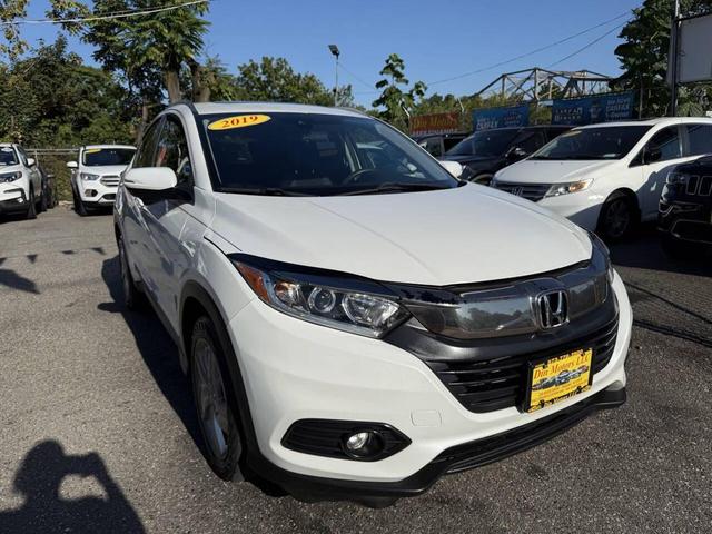 Photo of 2019 Off White Honda HR-V