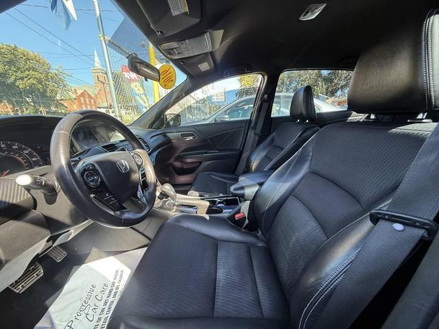 Photo of 2016 Burgundy Honda Accord
