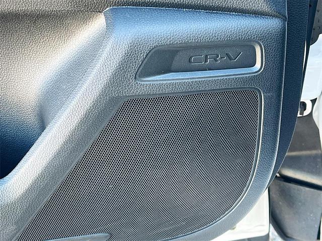 Photo of 2025 Platinum White Pearl Honda CR-V