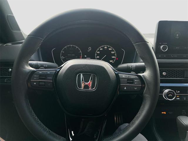 Photo of 2024 Platinum White Pearl Honda Civic