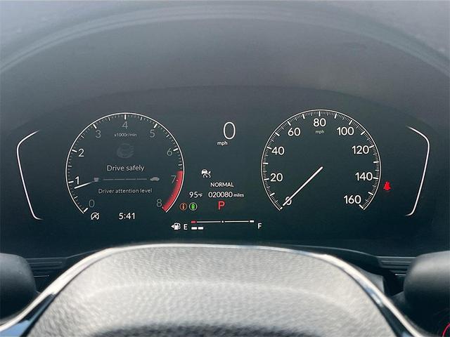 Photo of 2024 Platinum White Pearl Honda Civic