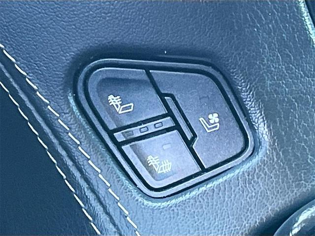 Photo of 2020 Silver Ice Metallic Chevrolet Tahoe